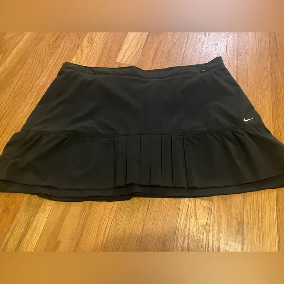 Nike Shorts Nike Fitdry Tennis Skirt Pleated Ruffle Hem Skorts
